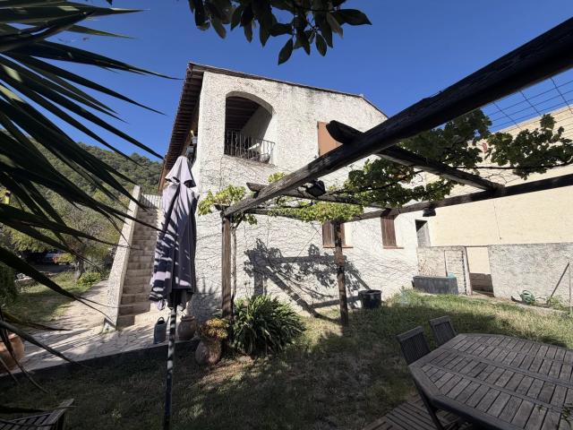 Maison vente à Nice, Drap