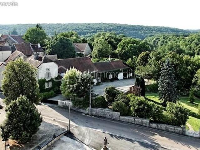 Maison vente à Montbard, Montmoyen