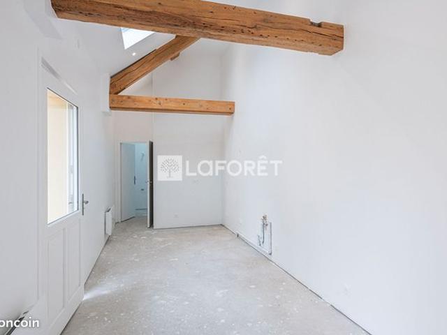 Maison vente à Versailles, La Celle-saint-cloud