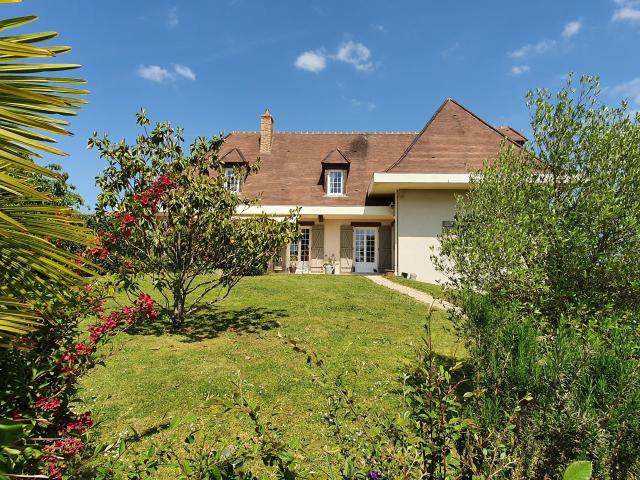 Maison vente à Soulangy, Levet