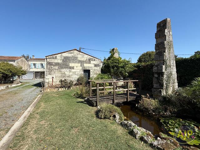 Maison vente à Saintes, La Clisse