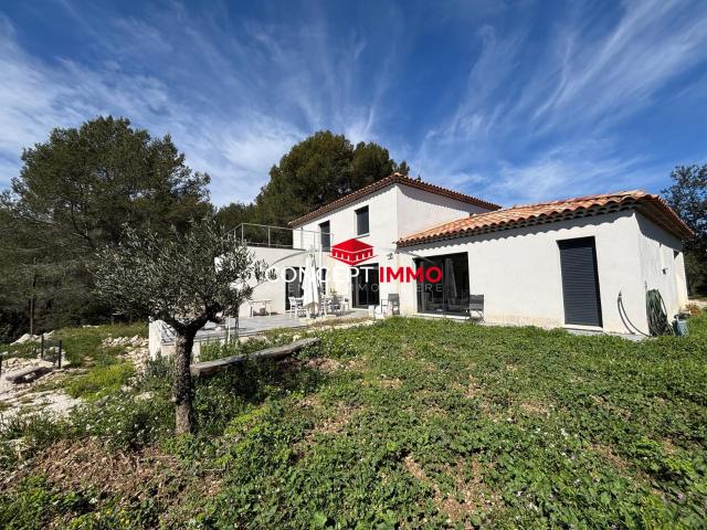 Maison vente à Arrondissement de Toulon, Solliès-toucas
