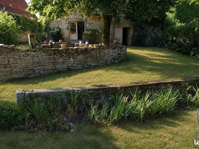 Maison vente à Figeac, Calvignac