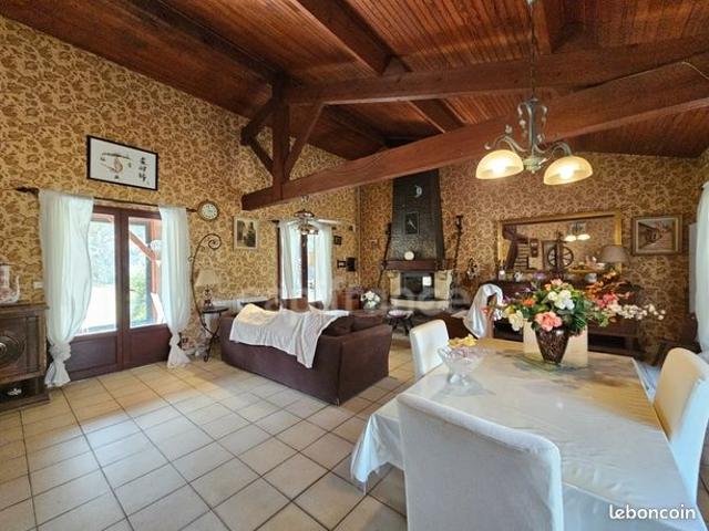 Maison vente à Lesparre-Médoc, Salaunes