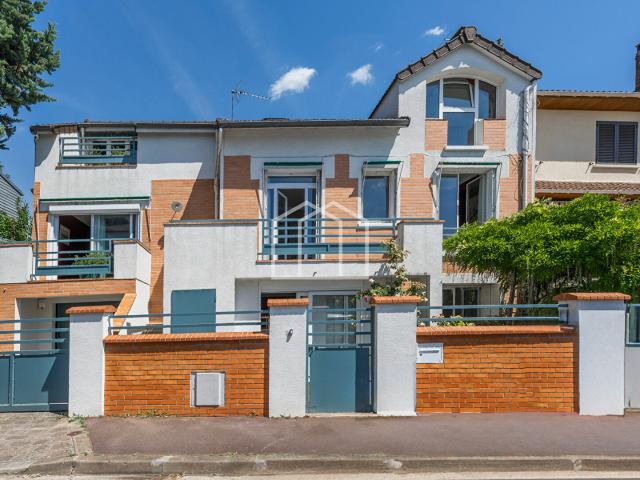 Maison vente à Suresnes, Quartier Mont-Valérien