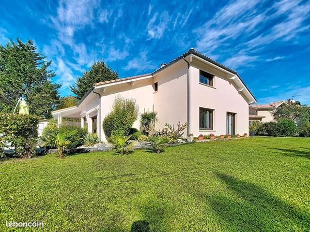 Maison vente à Bordeaux, Blanquefort