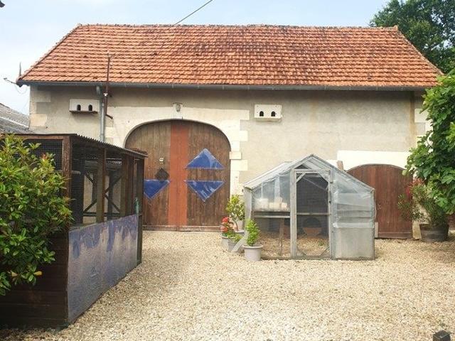 Maison vente à Condéon, Le Petit Maine
