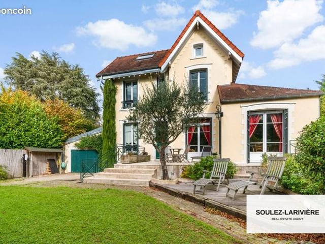 Maison vente à Versailles, La Celle-saint-cloud