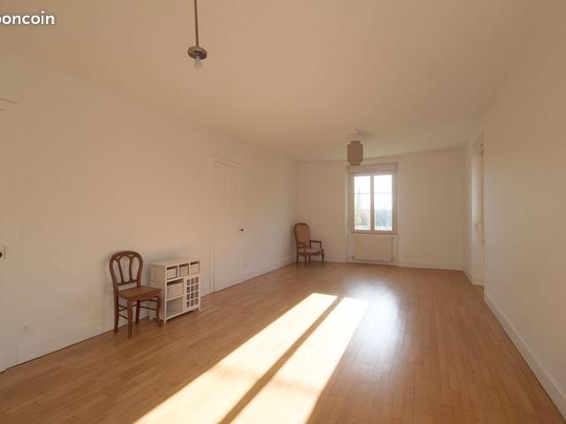 Maison vente à Besançon, Larnod