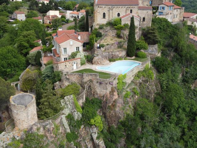 Maison vente à La Ribeyre, Saint-Yvoine