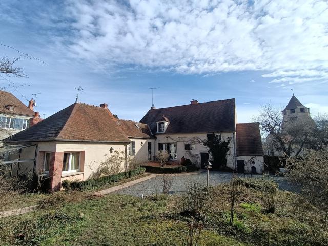 Maison vente à Vichy, Louchy-montfand