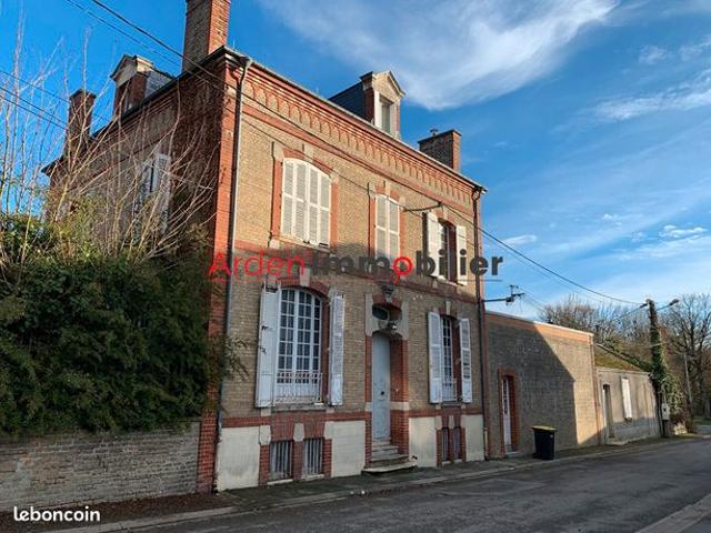 Maison vente à Rethel, Château-porcien