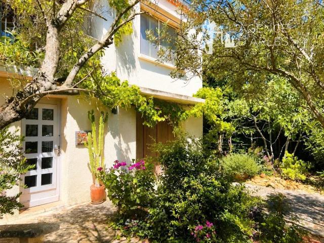 Maison vente à Arles