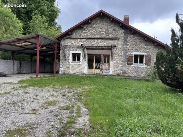 Maison vente à Nantua, Champfromier