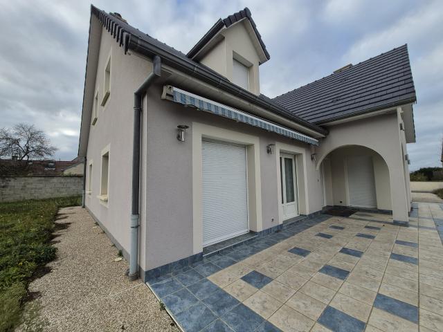 Maison vente à Dijon, Savolles