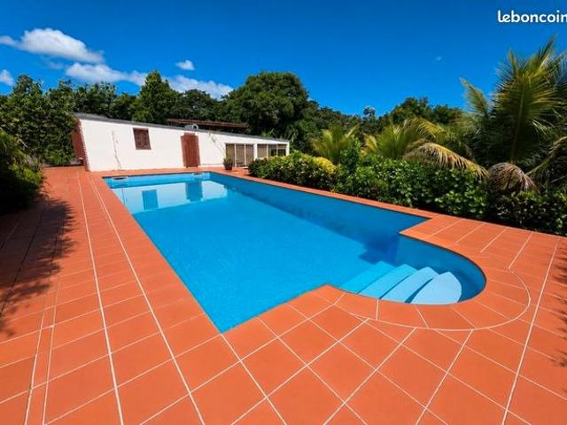 Maison vente à Guadeloupe