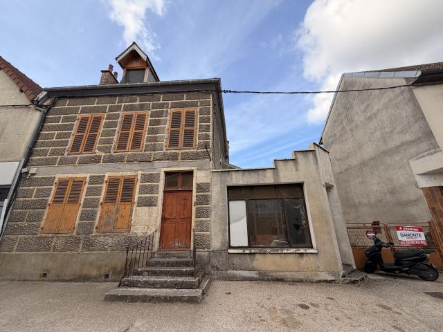 Maison vente à Chaource, Aube