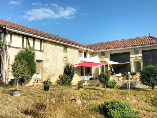 Maison vente à Mirande, Troncens