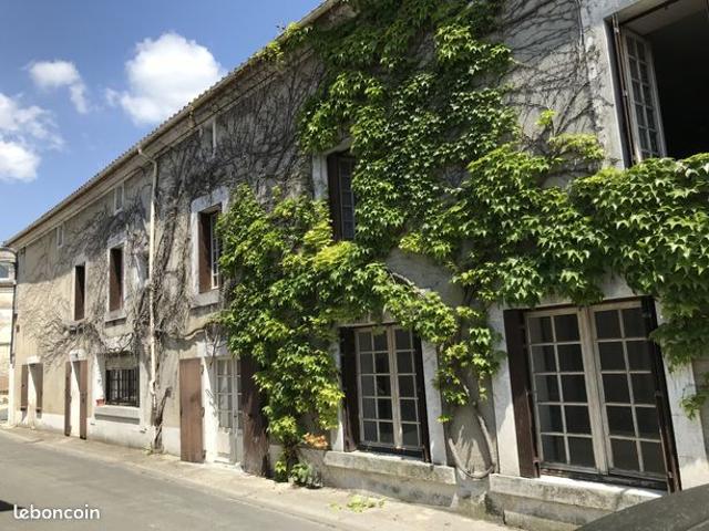 Maison vente à Nontron, Nouvelle-Aquitaine