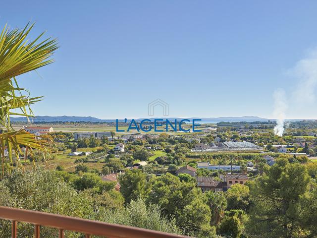 Maison vente à Arrondissement de Toulon, Hyères