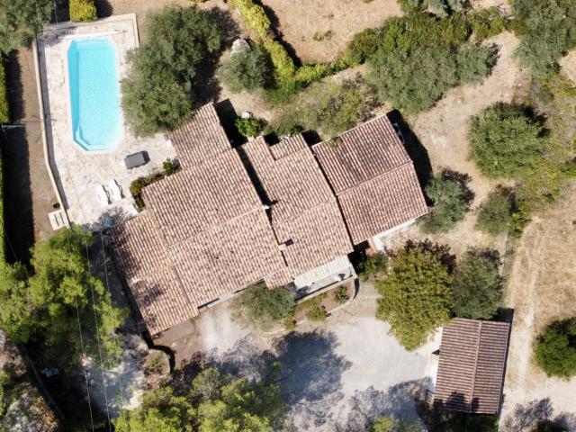Maison vente à Arrondissement de Toulon, Solliès-toucas