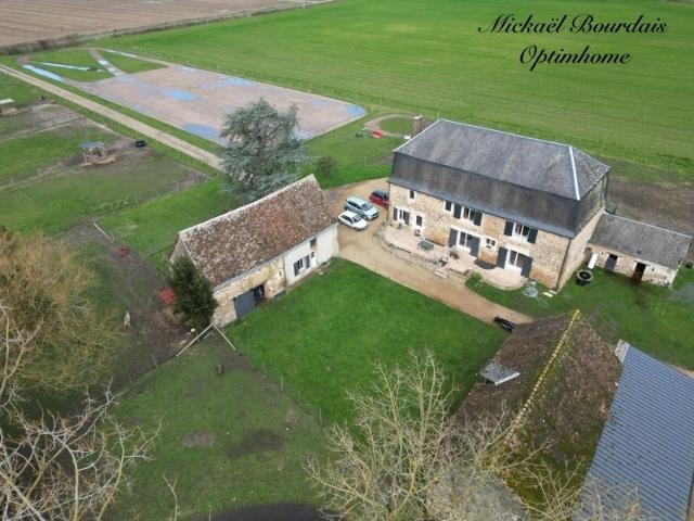 Maison vente à Luché-Pringé, Sarthe