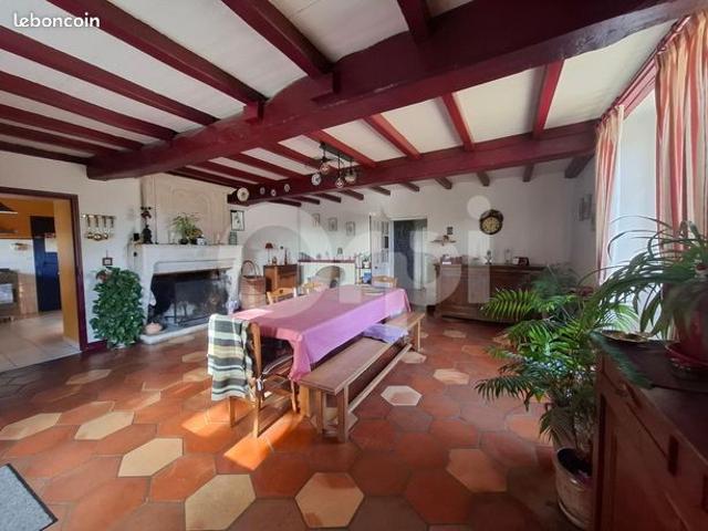 Maison vente à Saintes, Médis
