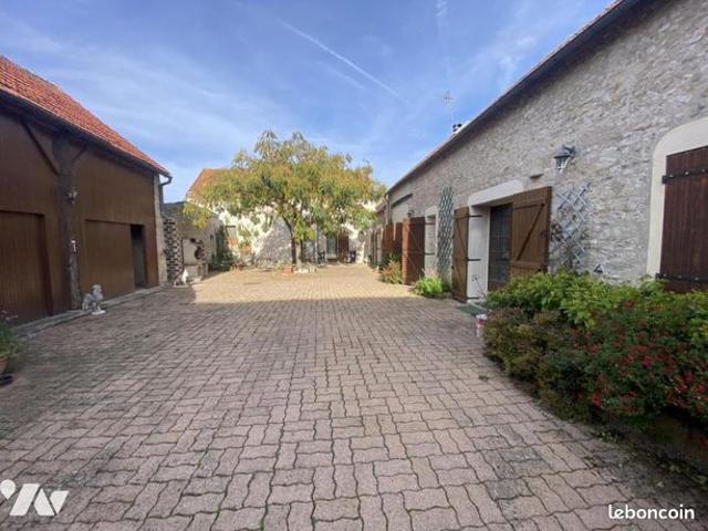 Maison vente à Pithiviers, Beaune-la-rolande