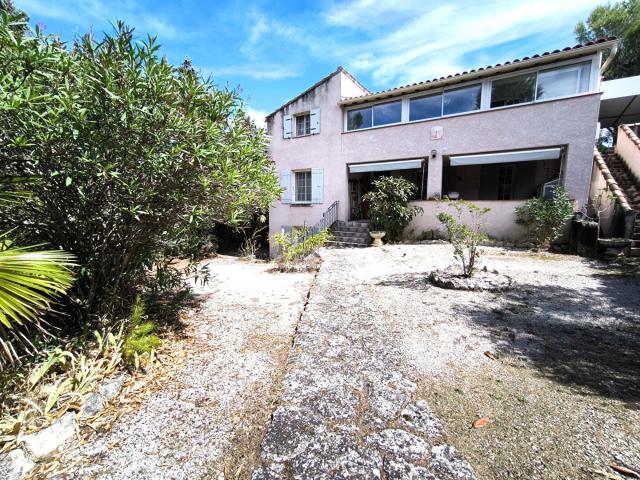 Maison vente à Arles, Orgon
