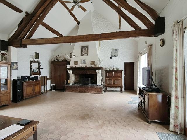 Maison vente à La Bretonnière Pierre Perc, Beaune-la-Rolande