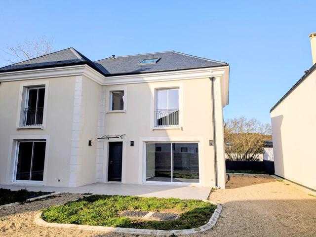 Maison location à Saint-Germain-en-Laye, Le Mesnil-le-roi