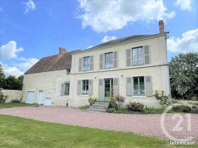 Maison vente à Chinon, Avoine