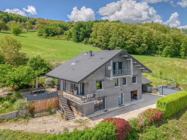 Maison vente à Albens, Entrelacs