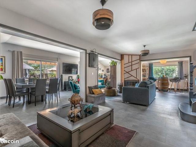 Maison vente à Arcachon, Salles