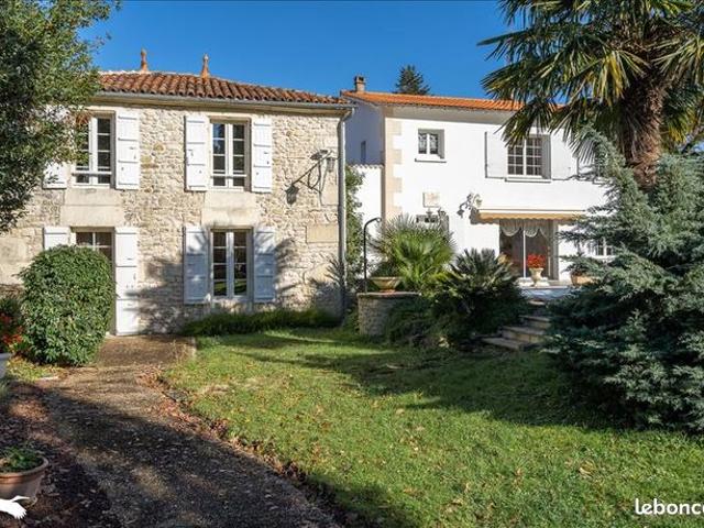Maison vente à Saintes, Saint-bris-des-bois