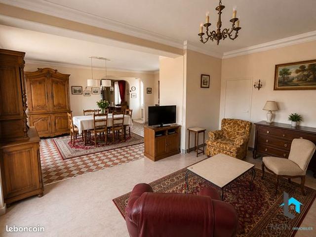 Maison vente à Nogent-le-Roi, Eure-et-Loir