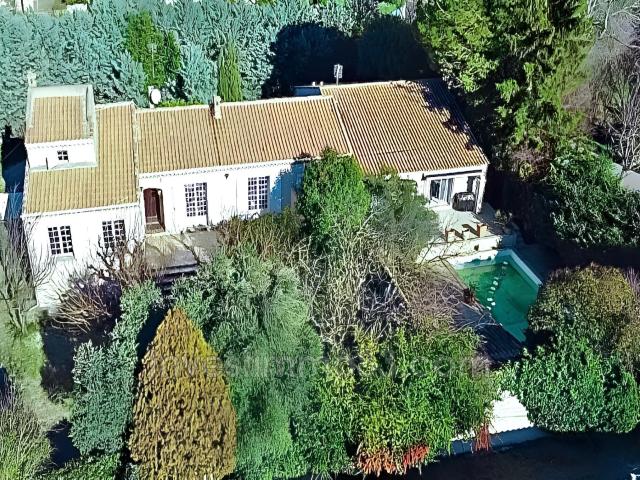 Maison vente à Aix-en-Provence, Gréasque