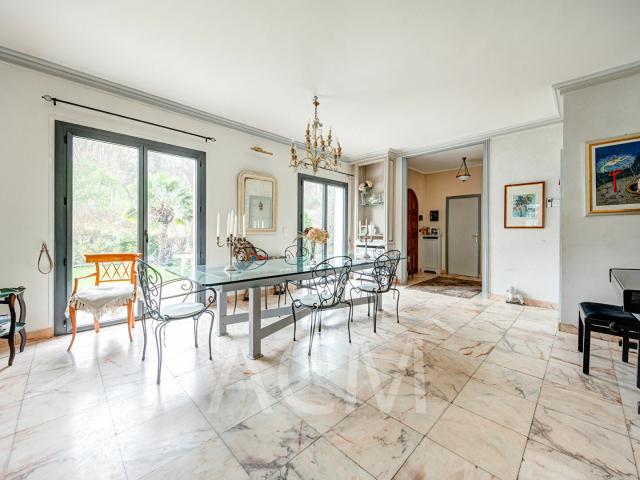 Maison vente à Le Mesnil-le-roi, Carrières-sous-Bois