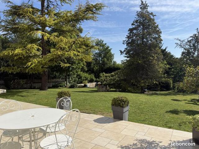 Maison vente à Saint-Germain-en-Laye, Villennes-sur-seine