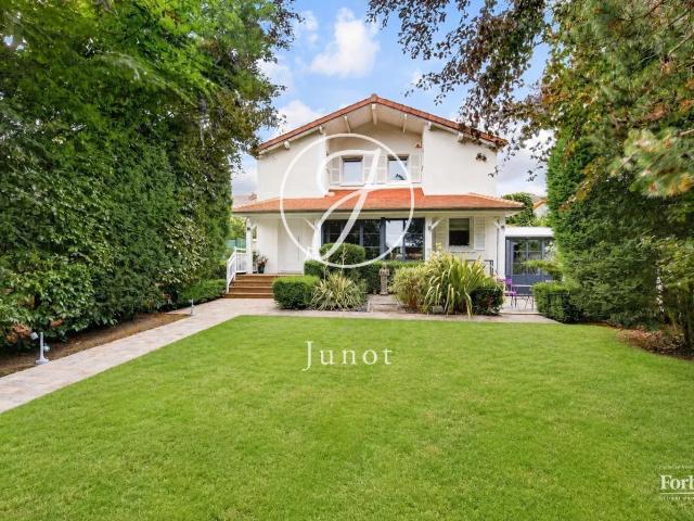Maison vente à Nanterre, Rueil-malmaison