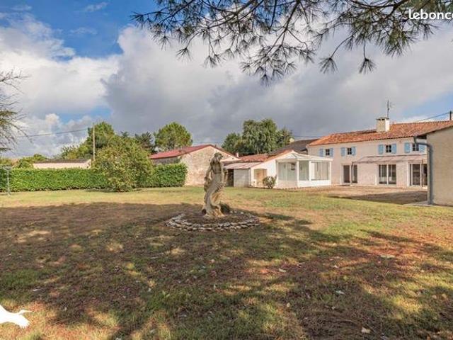 Maison vente à Saintes, Saint-sulpice-d'arnoult