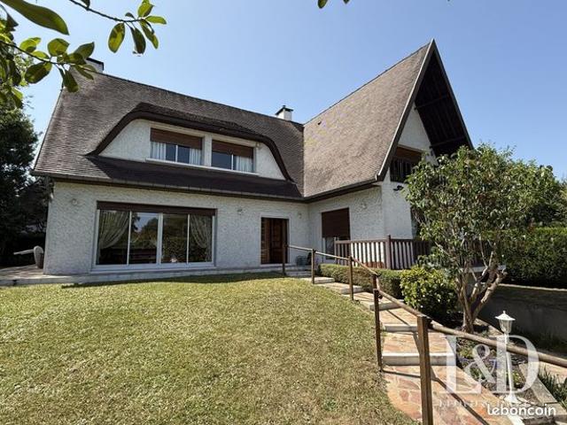 Maison vente à Nanterre, Vaucresson