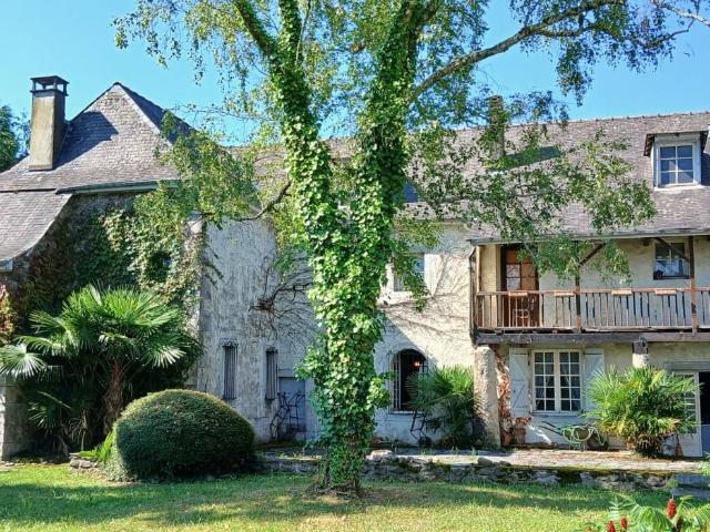 Maison vente à Oloron-Sainte-Marie, Buzy