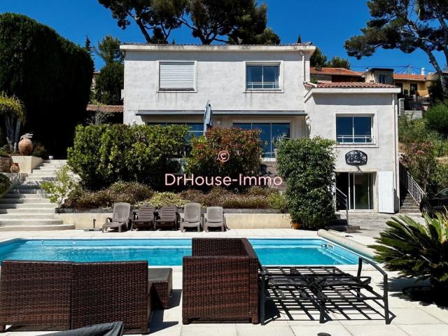 Maison vente à Arrondissement de Toulon, Toulon