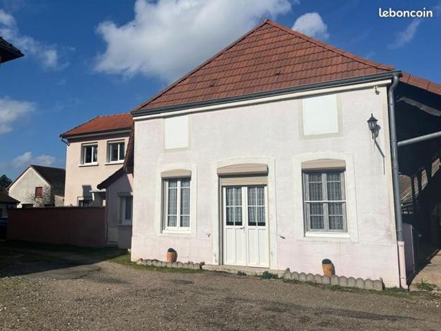 Maison vente à Poitiers, Marnay
