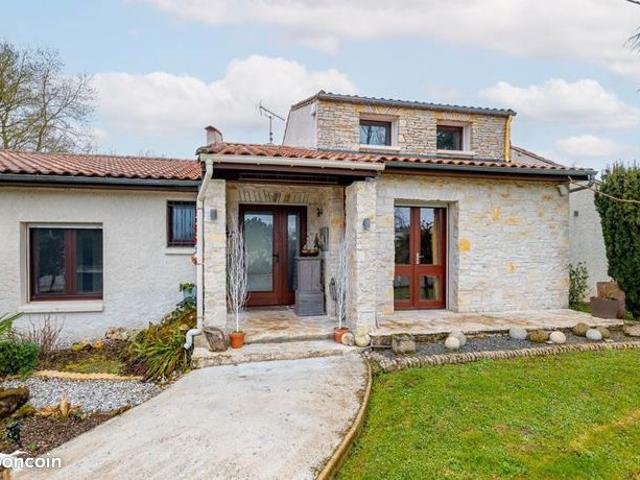 Maison vente à Saintes
