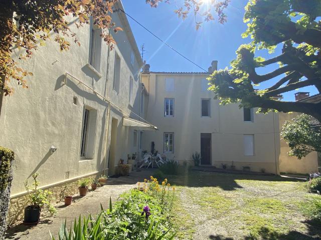 Maison vente à Angoulême, Aignes-et-puypéroux