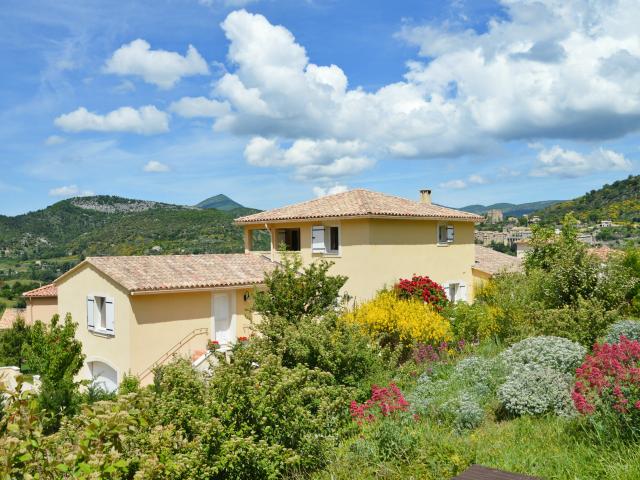 Maison vente à Nyons, Montbrun-les-bains