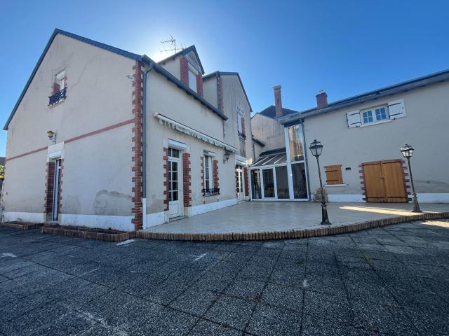 Maison vente à Bourges, Levet