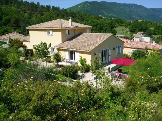Maison vente à Nyons, Montbrun-les-bains